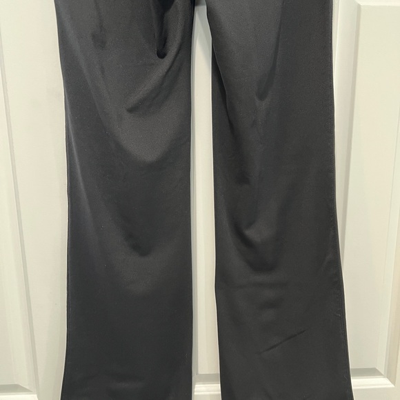 EUC Athleta Flux High Waisted Wide Flare Leg Black Pants Size XS - Picture 5 of 9